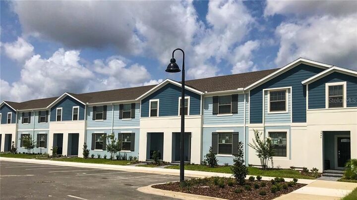 Property Photo: 2446 Dubai Street FL 34747