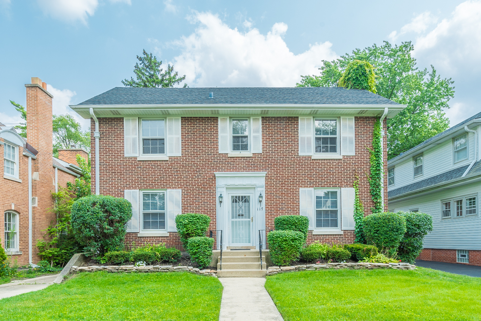 Property Photo: 117 Elmore Street IL 60068