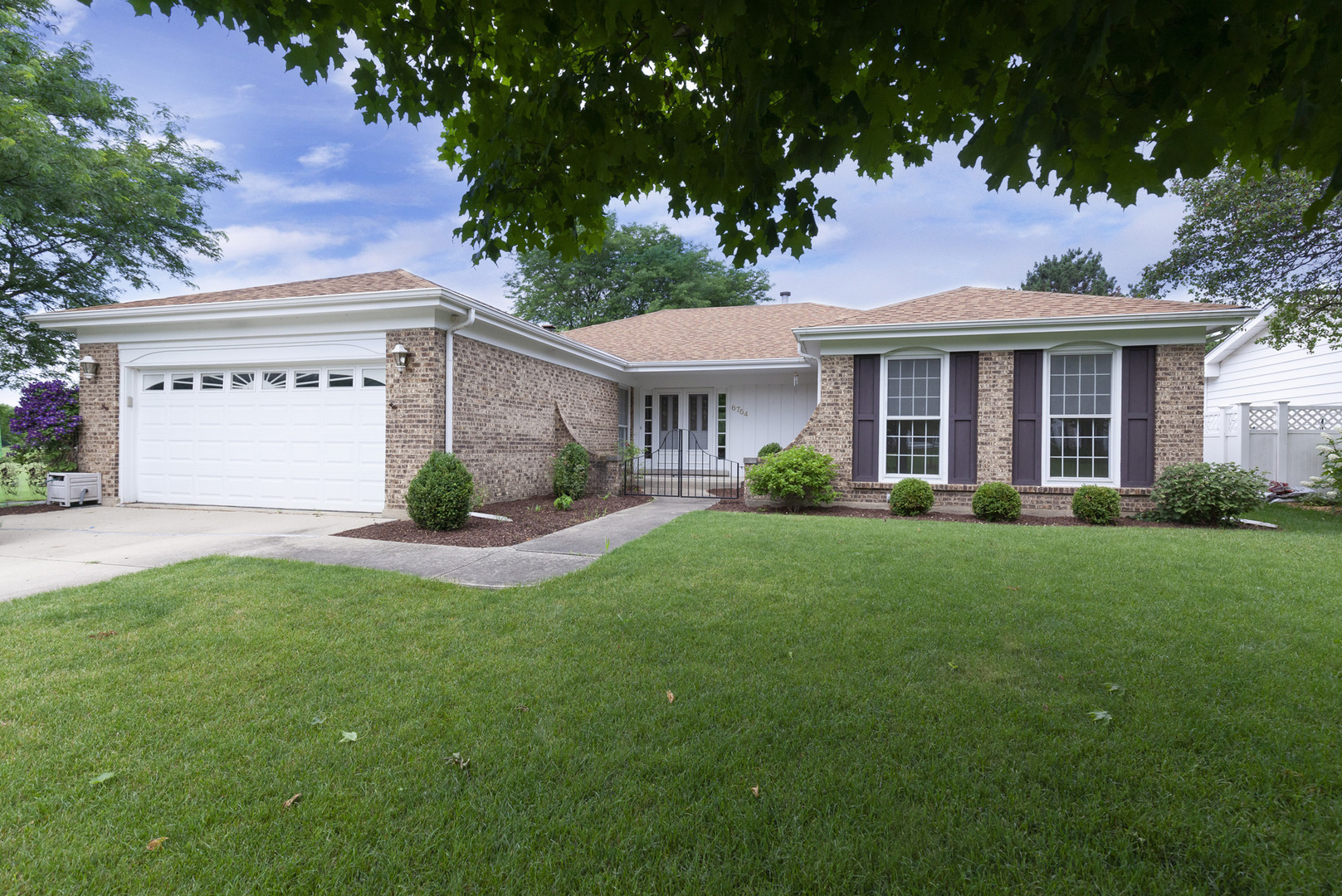 Property Photo: 6764 Breckenridge Road IL 60532