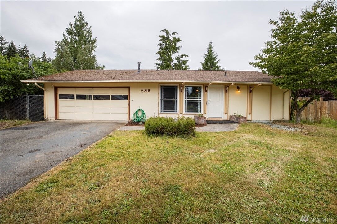 Property Photo: 2715 SE Branson Court WA 98366