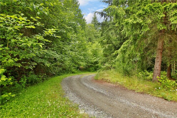 Property Photo:  2 Log Cabin Road  WA 98236 