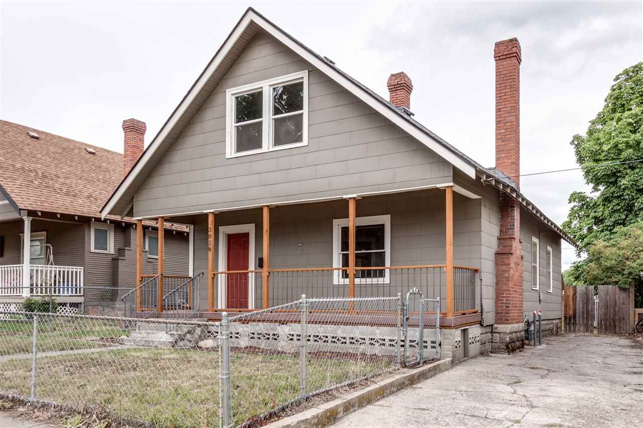 Property Photo: 3026 N Addison St WA 99207-2001
