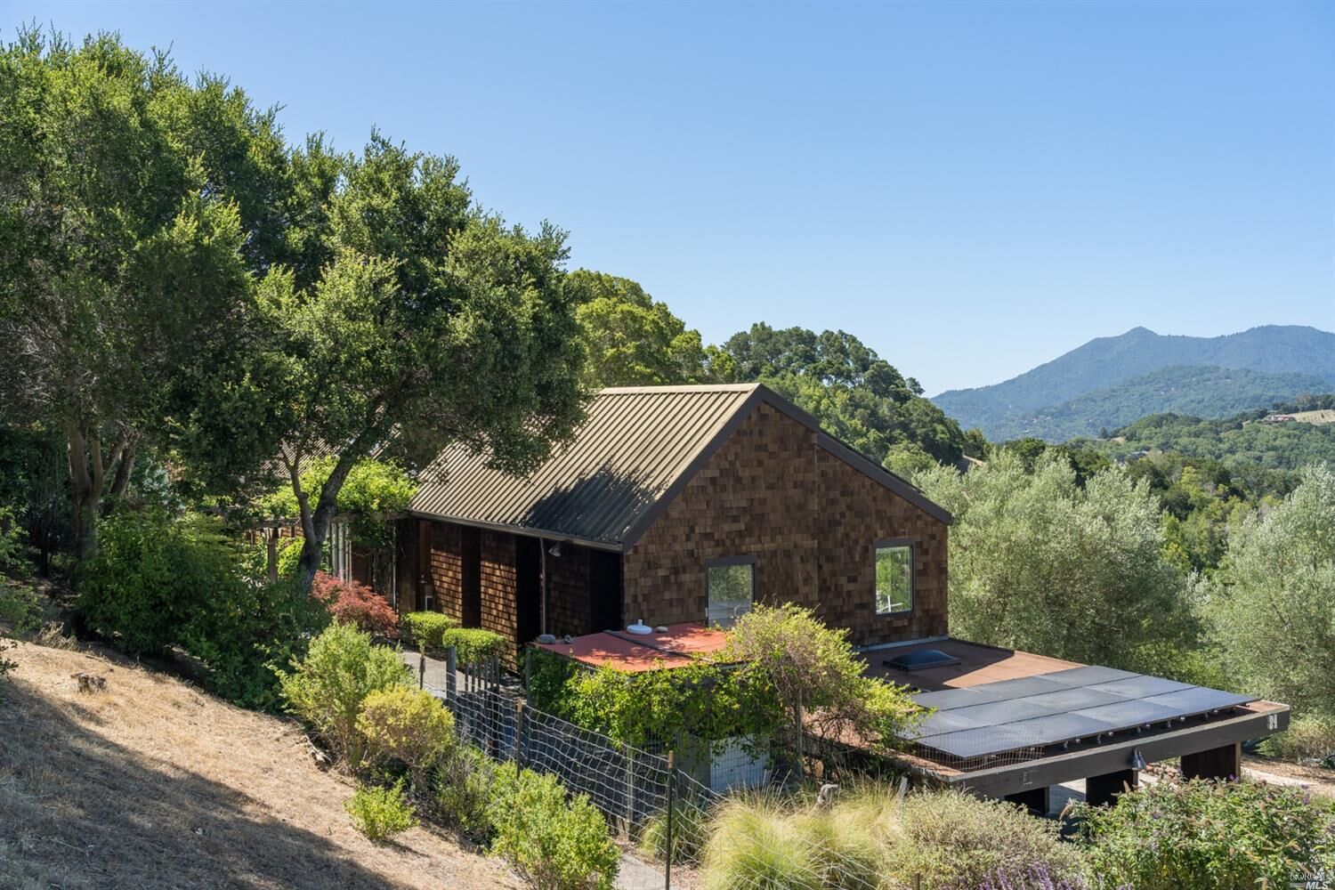 Property Photo: 84 Irving Drive CA 94960