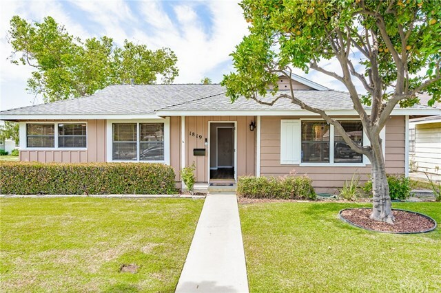 Property Photo: 1819 Stevely Avenue CA 90815
