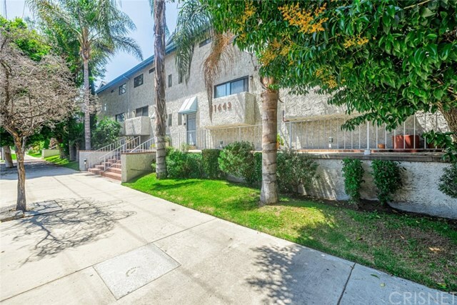 Property Photo:  11643 Chandler Boulevard 109  CA 91601 