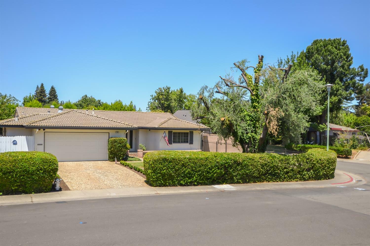 Property Photo:  3088 Great Falls Way  CA 95826 