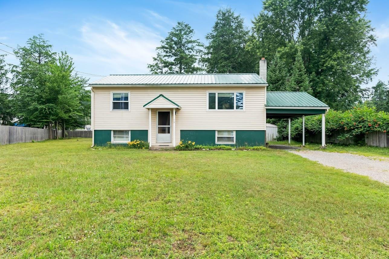 Property Photo:  18 Woodcrest Circle  VT 05468 