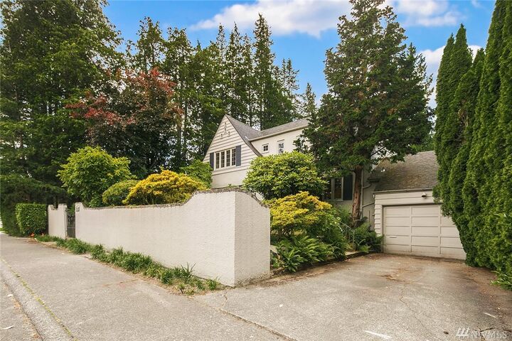 Property Photo: 1551 Parkside Drive E WA 98112