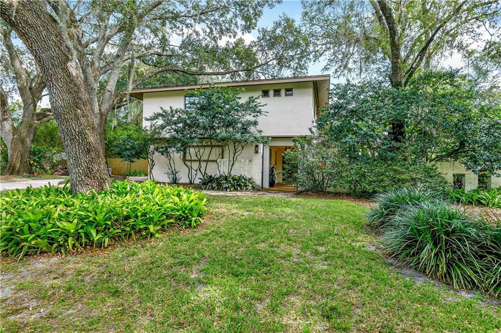 Property Photo:  6609 Whiteway Drive  FL 33617 