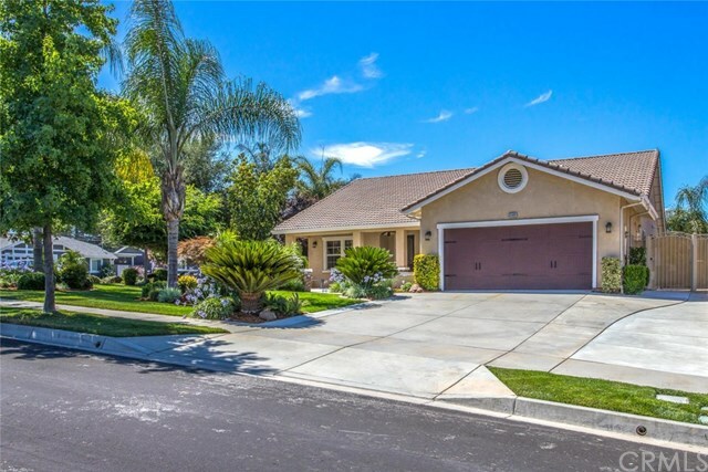 Property Photo:  35691 Oak Creek Drive  CA 92399 