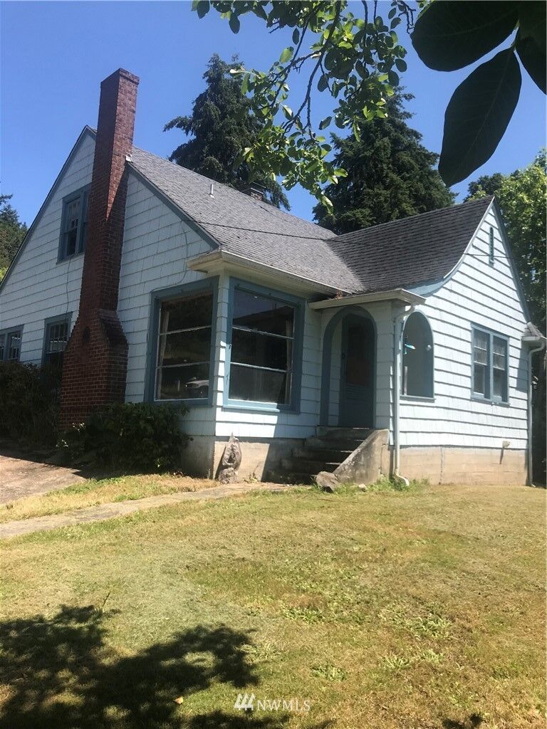 Property Photo: 281 NE Washington Avenue WA 98532