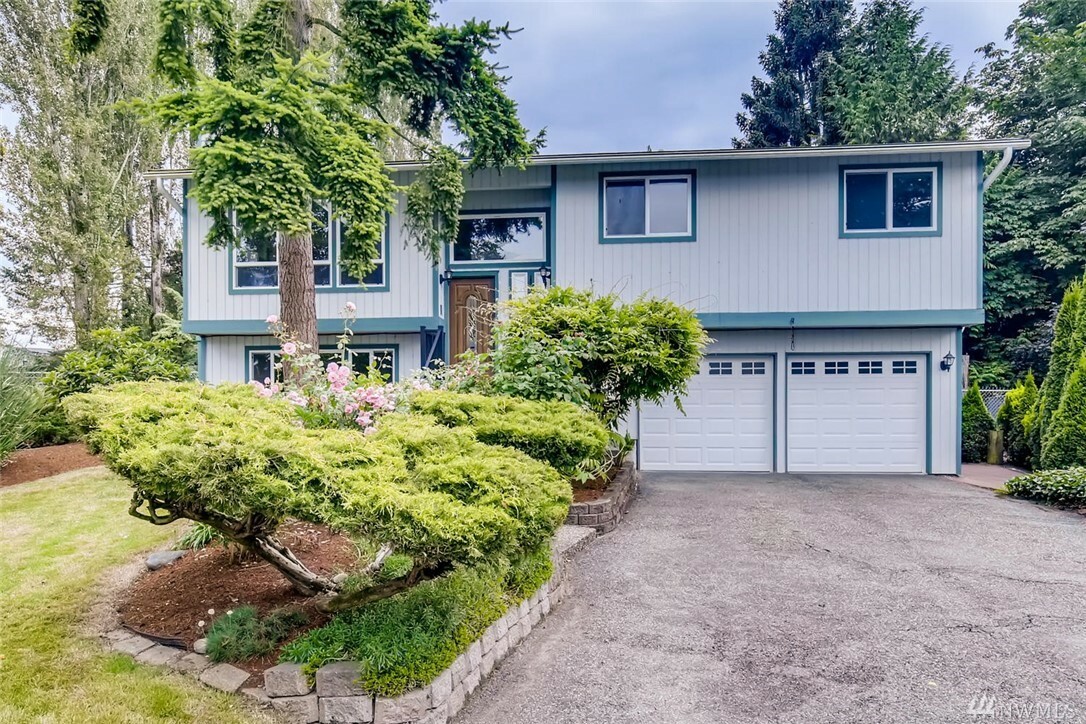 Property Photo:  8127 45th Ave W  WA 98275 