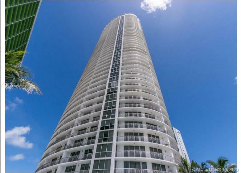 Property Photo:  1750 N Bayshore Dr 2409  FL 33132 