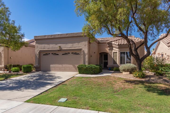 Property Photo: 8372 W Oraibi Drive AZ 85382