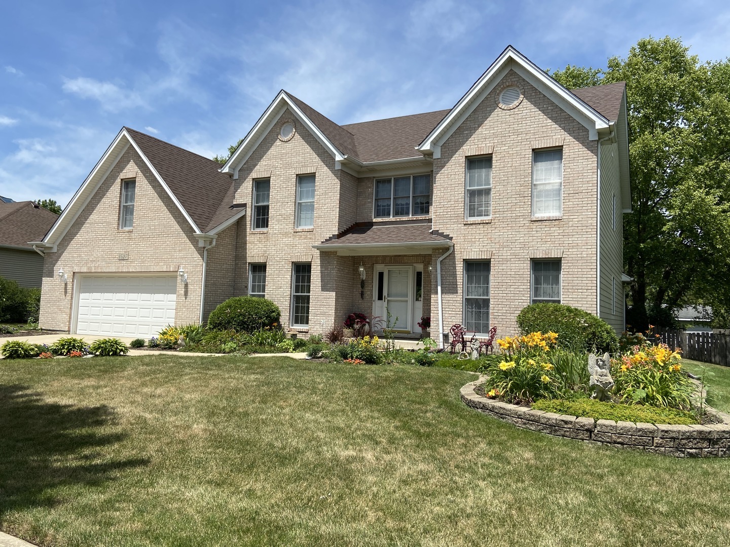 Property Photo:  1527 Alan Road  IL 60564 