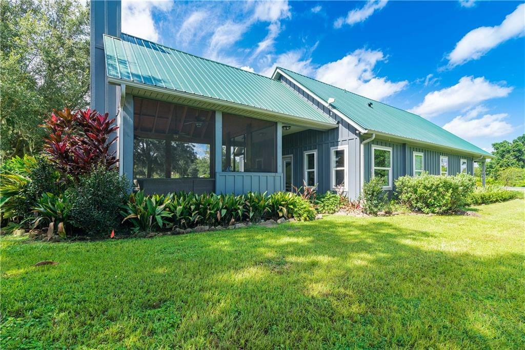 Property Photo:  40647 River Road  FL 33525 