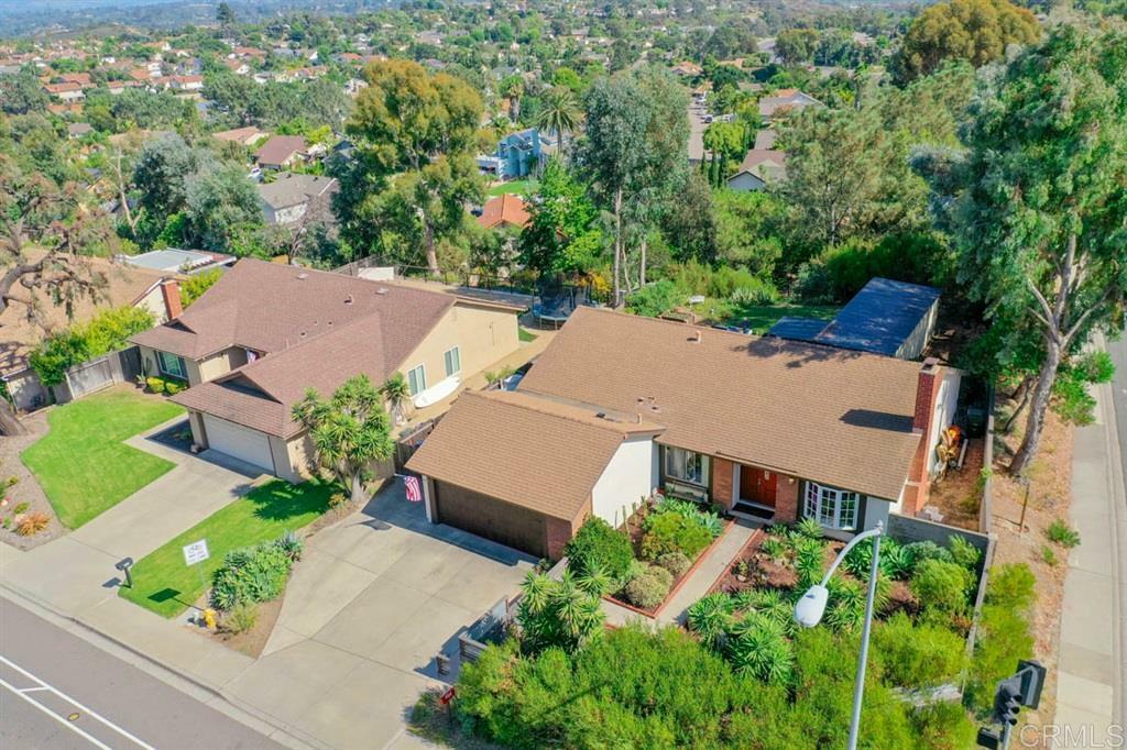 655 S Willowspring Dr  Encinitas CA 92024 photo