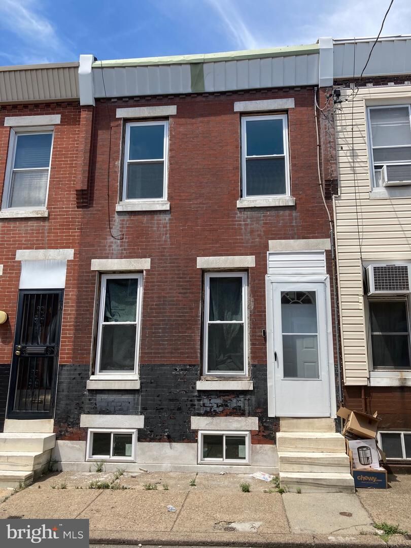 Property Photo:  2312 S Hutchinson Street  PA 19148 