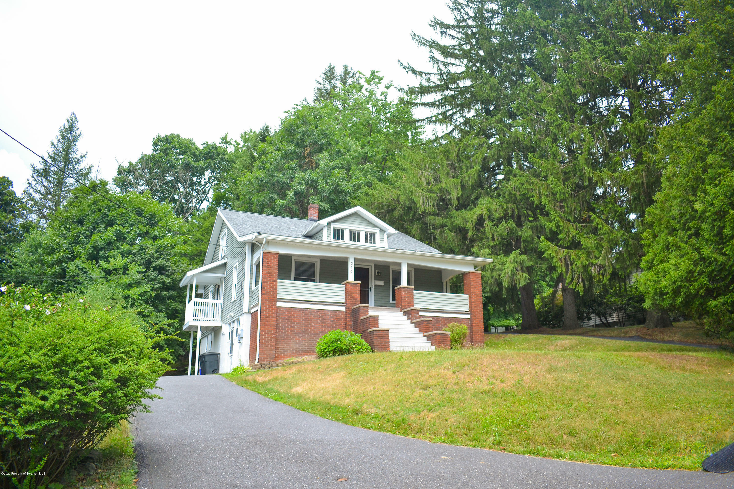 Property Photo:  310 Thurston Street  PA 18411 