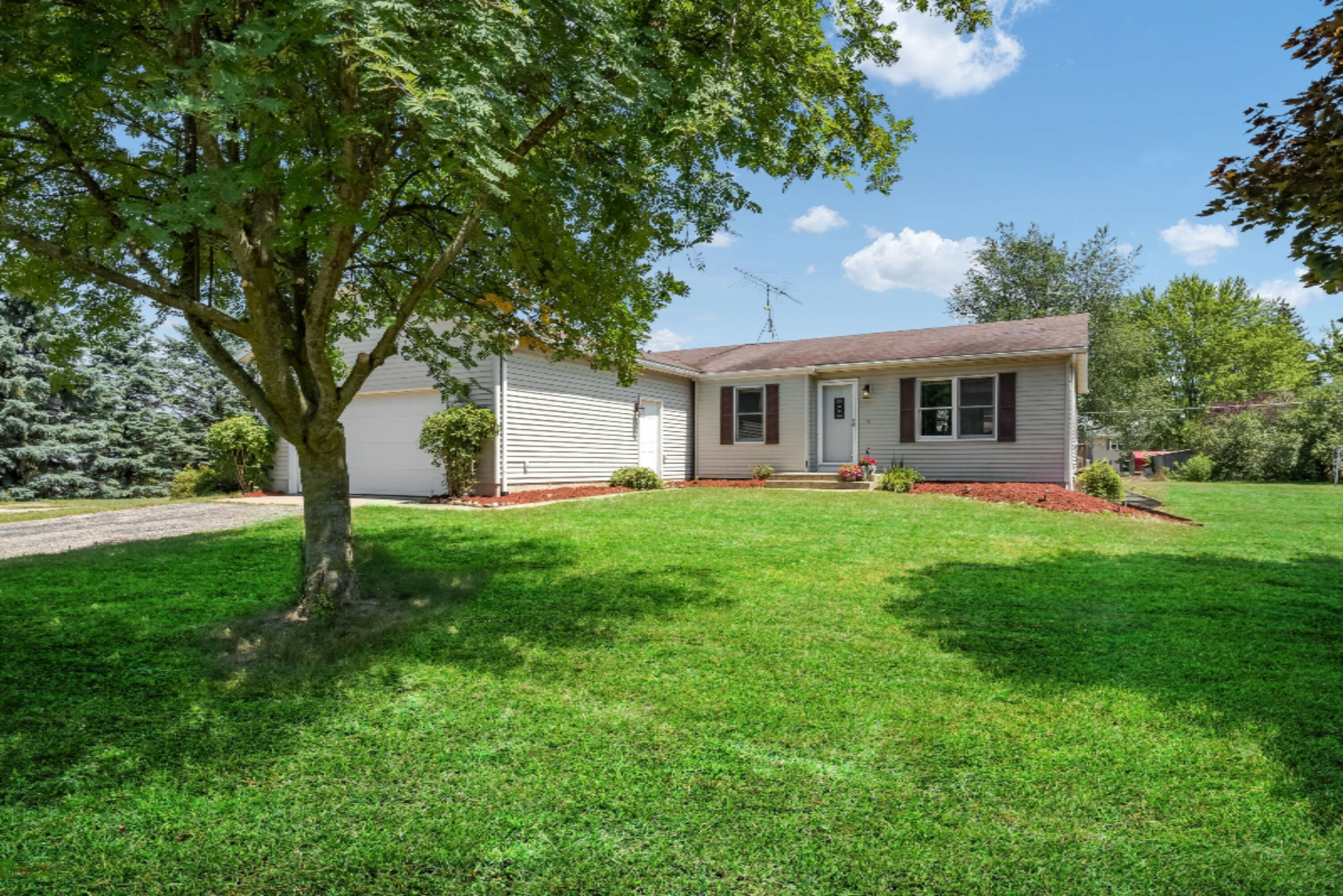 Property Photo:  1375 Diamond Drive SW  MI 48888 