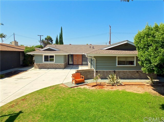 Property Photo: 3323 Harvey Way CA 90712