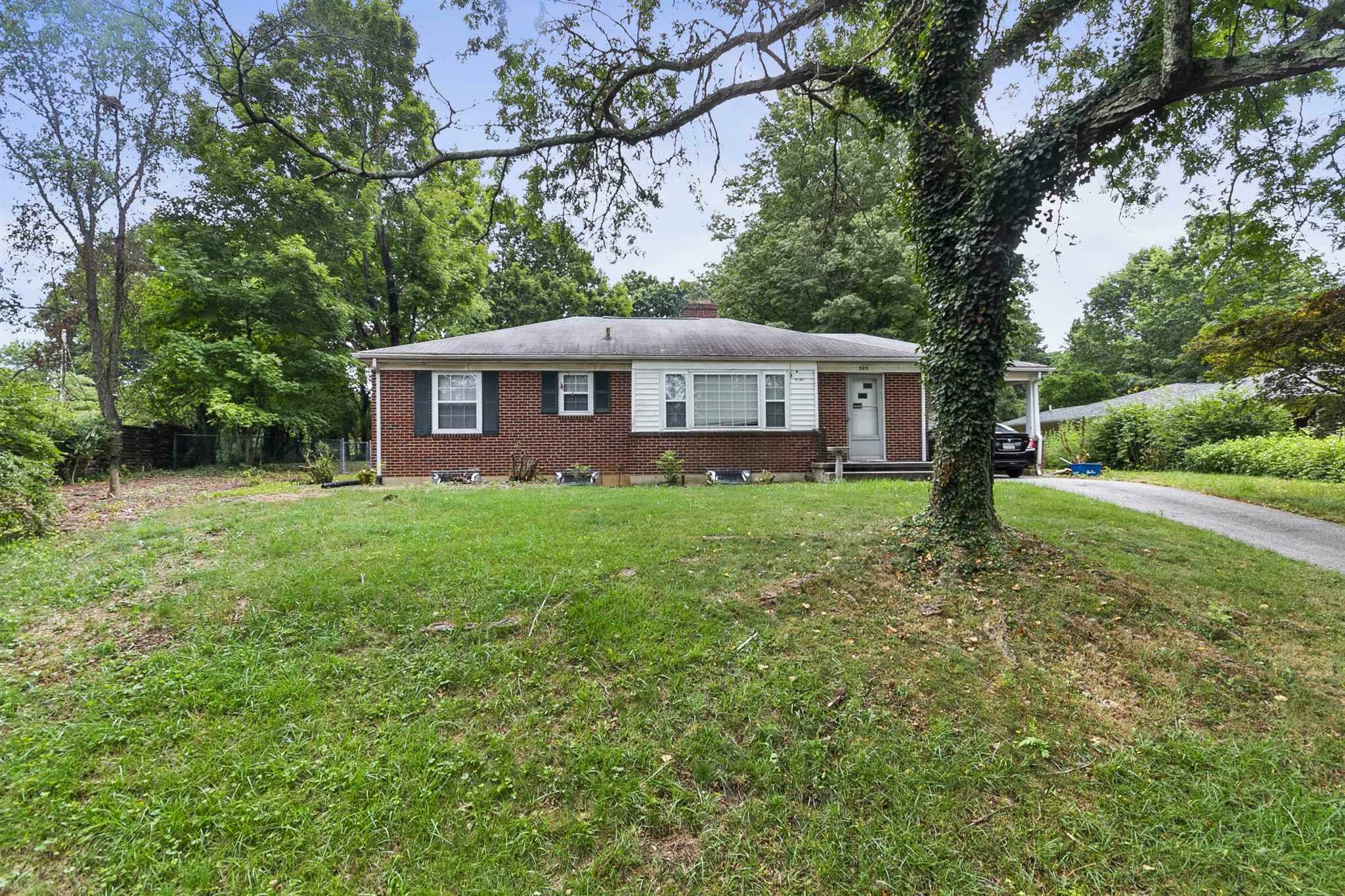 Property Photo:  905 Allendale Court  VA 24060 