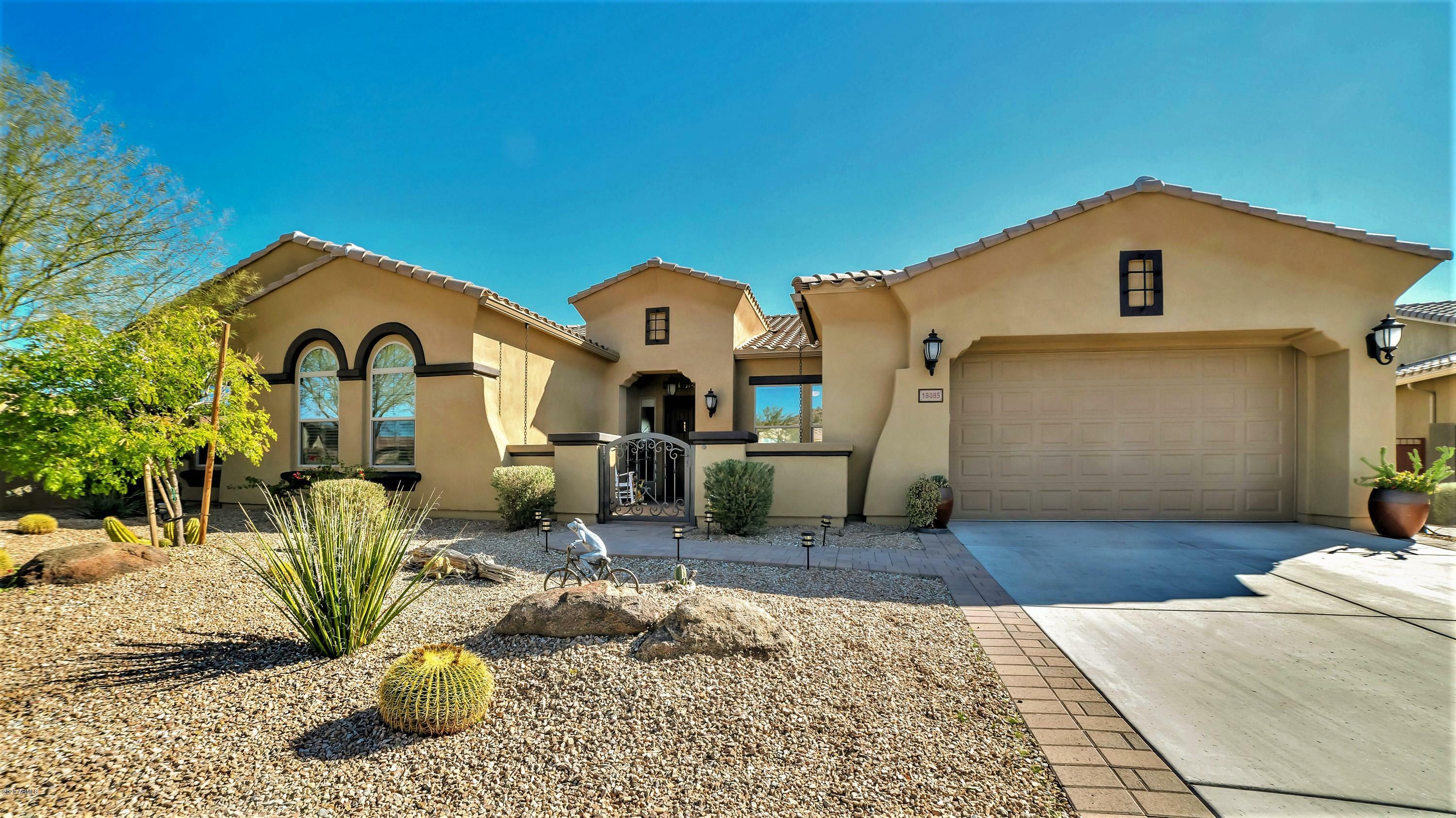 Property Photo:  18085 W Desert Sage Drive  AZ 85338 