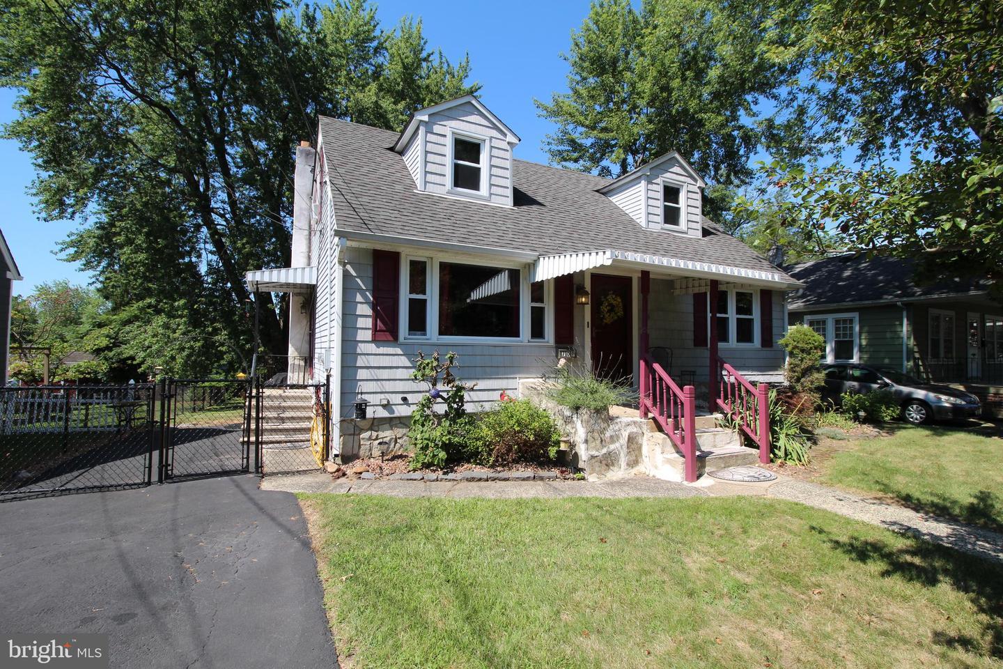 Property Photo:  709 Trumbull Avenue  NJ 08648 