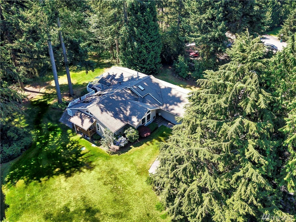 Property Photo: 21607 NE 92nd Place WA 98053
