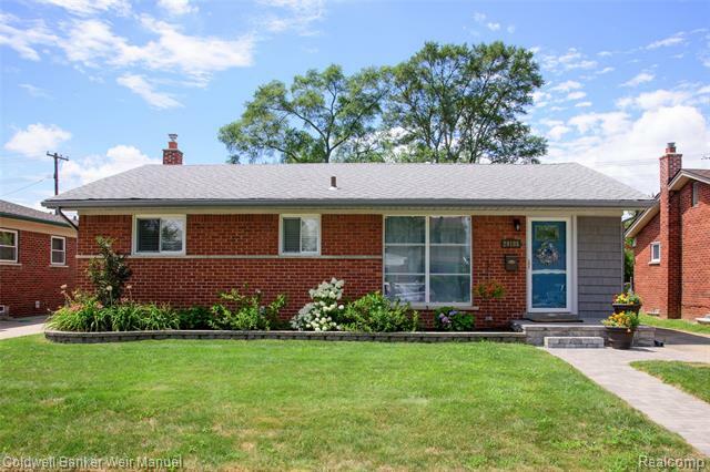 Property Photo: 29185 Spoon Ave MI 48071