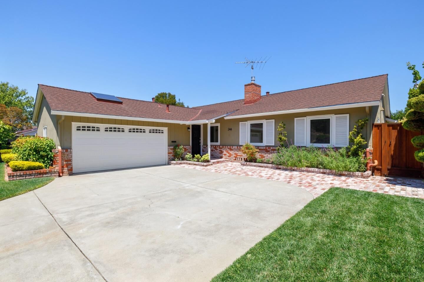 Property Photo:  244 South Ashton Avenue  CA 94030 