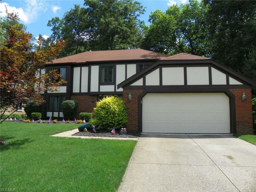 Property Photo:  15889 Parkwood Lane  OH 44149 