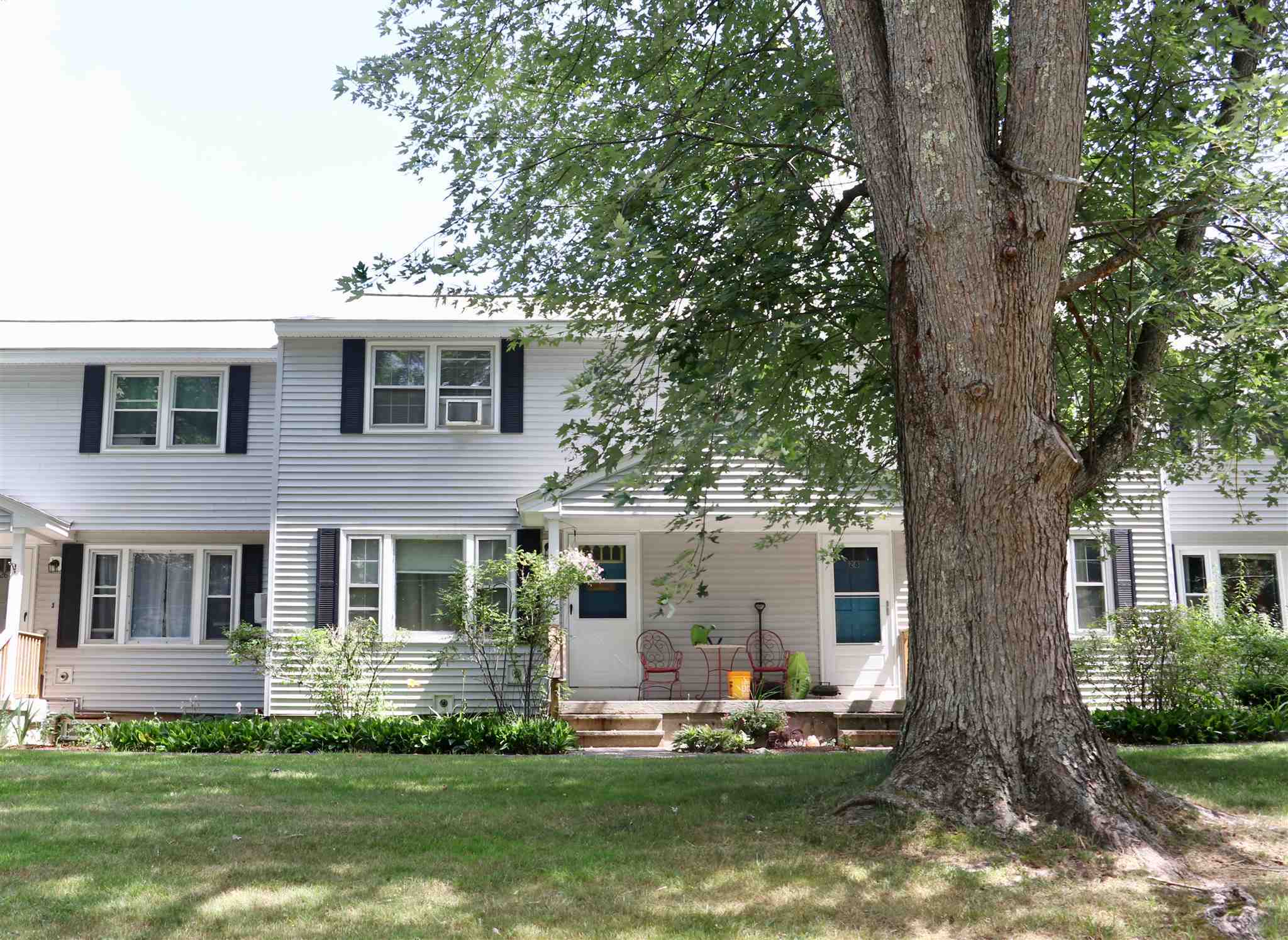 Property Photo:  27 Boulder Drive  NH 03053 