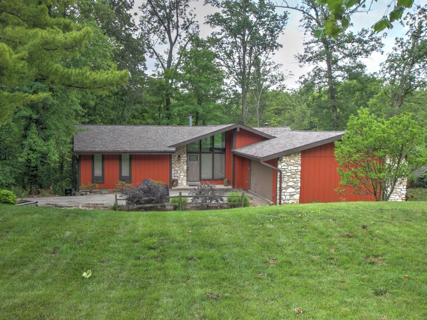 Property Photo:  7945 Hickory Hill Ln  OH 45241 