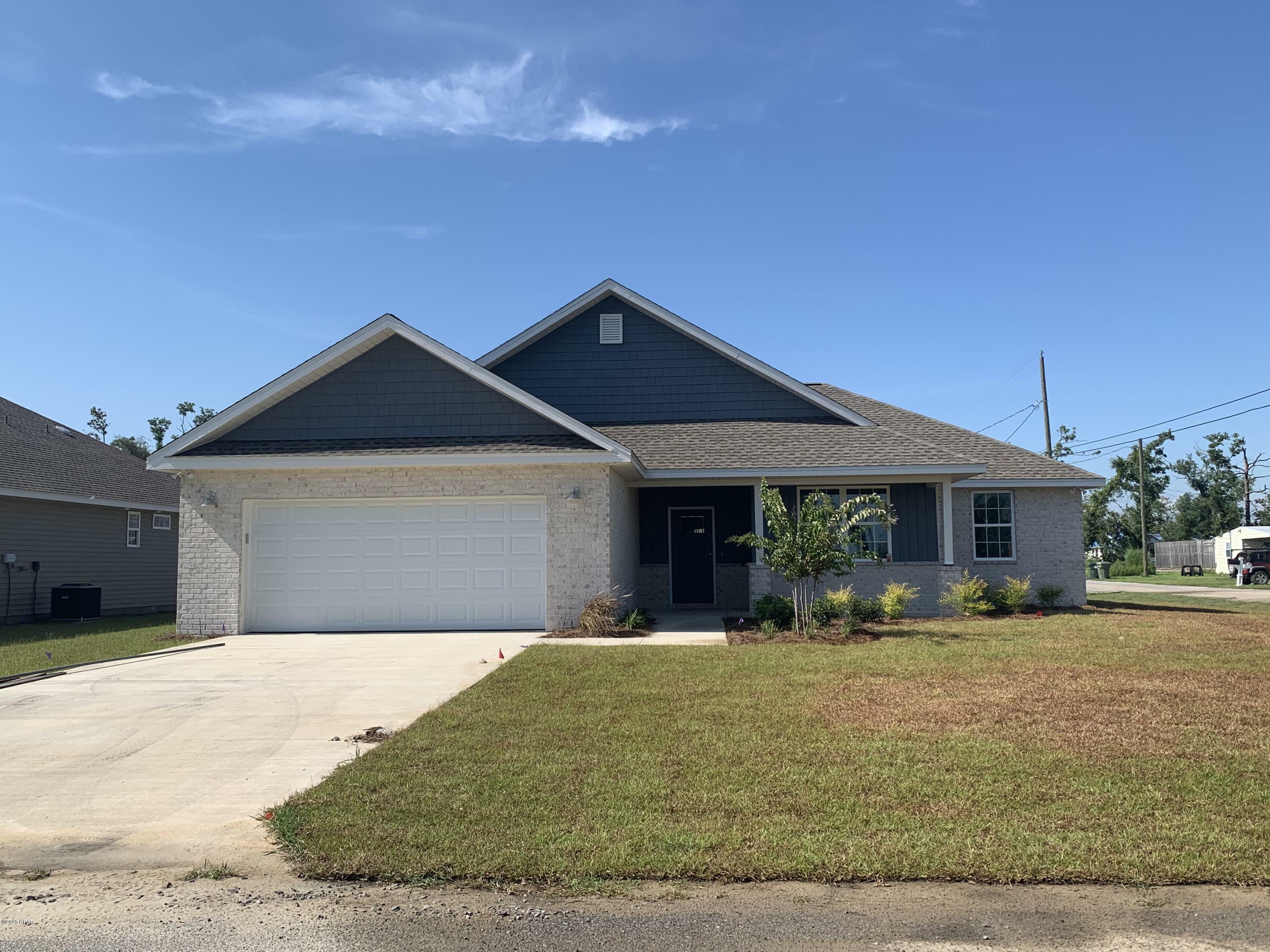 Property Photo:  500 W 13th Street  FL 32444 