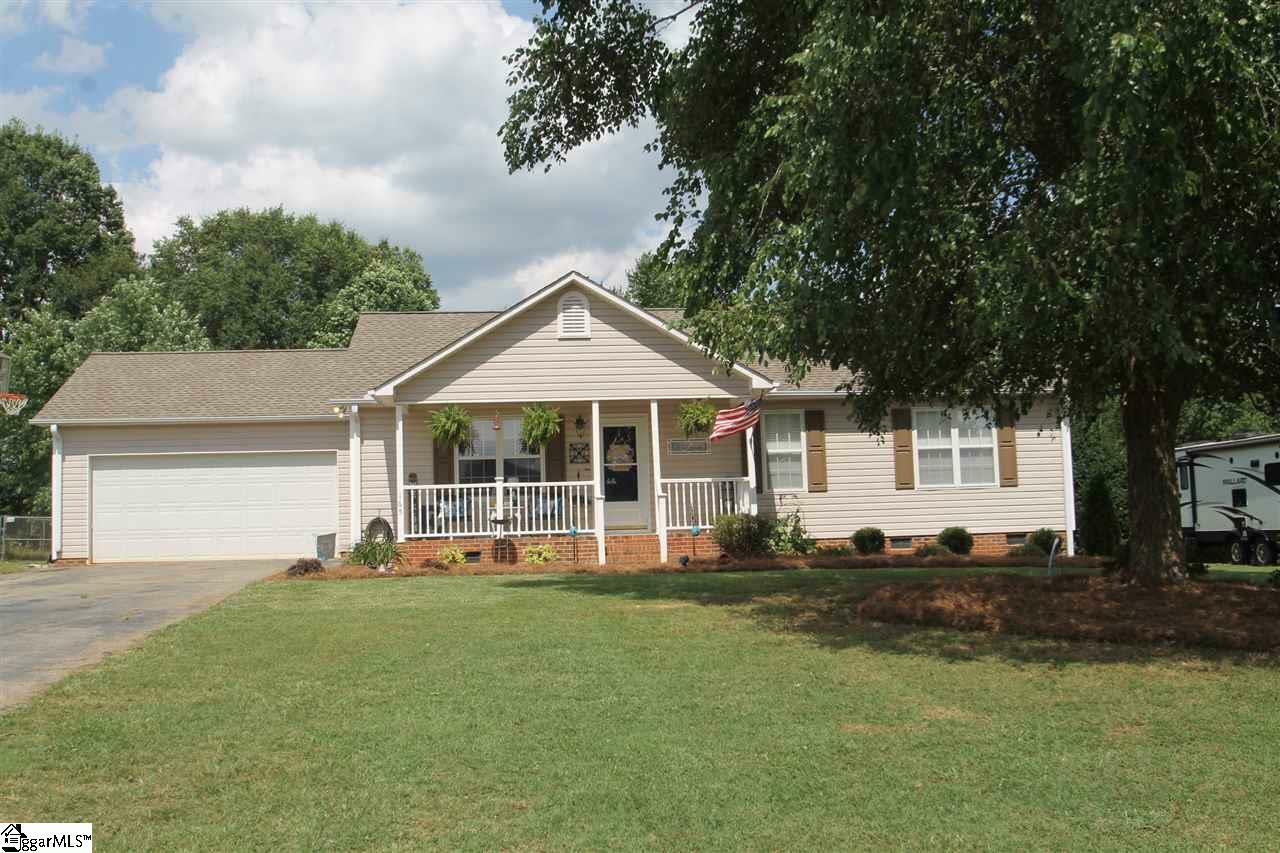 Property Photo:  165 Beaver Creek Drive  SC 29323 