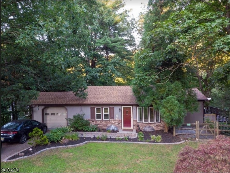 Property Photo: 13 River Rd NJ 07438