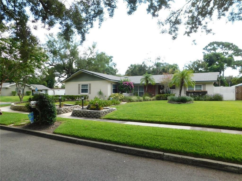 Property Photo:  404 Cornwall Road  FL 32792 