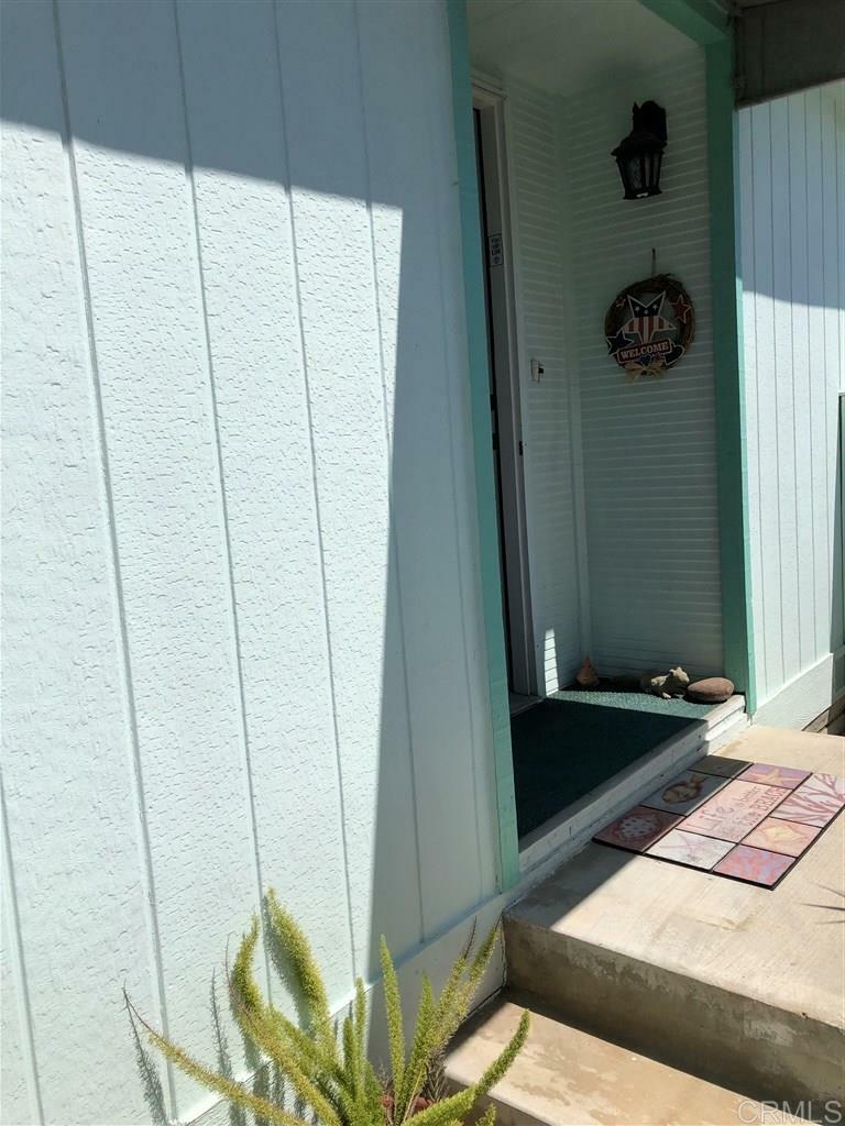 Property Photo: 1186 Via Santa Paulo CA 92081