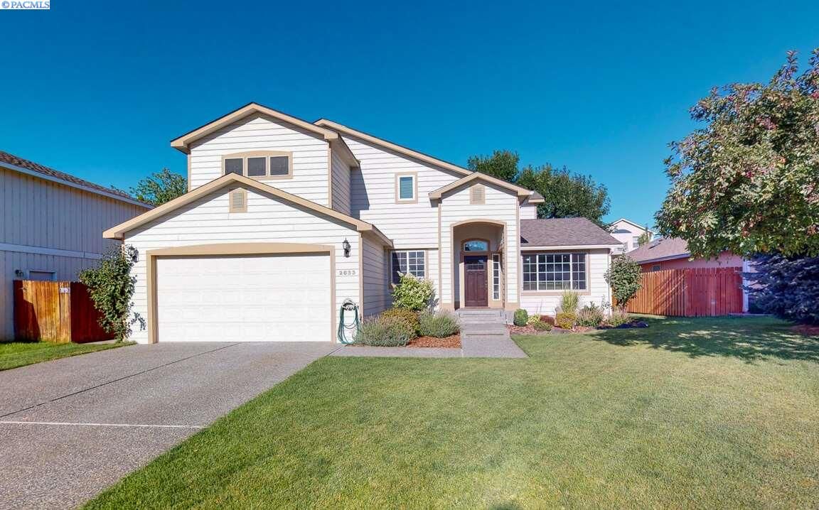 Property Photo:  2633 Sandstone Lane  WA 99354 