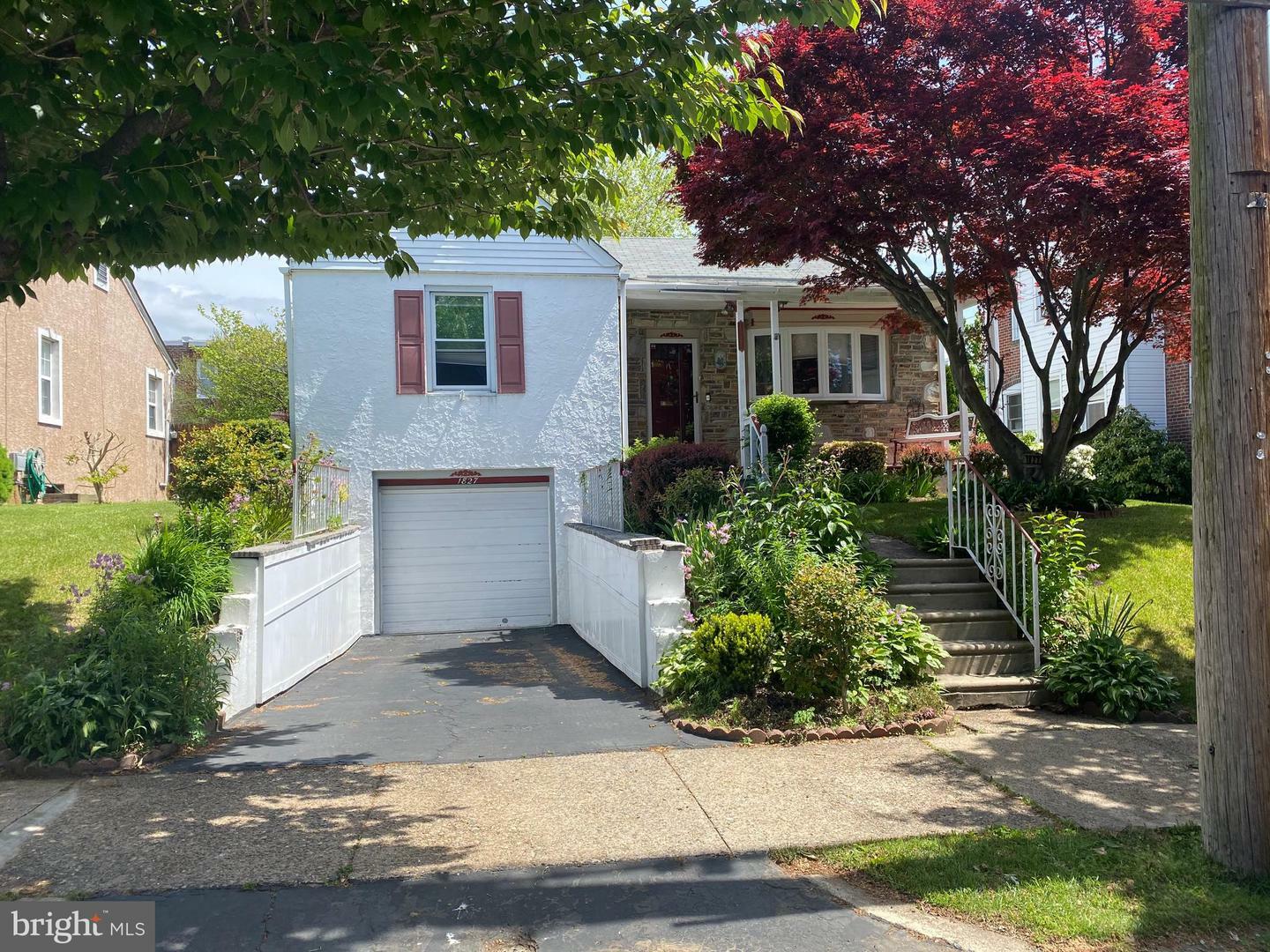 Property Photo: 1827 Fuller Street PA 19152