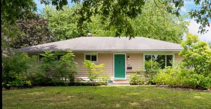 Property Photo:  656 E Weisheimer Road  OH 43214 