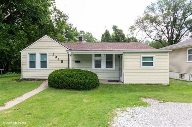 Property Photo:  1015 N Duvall Avenue  MO 64050 