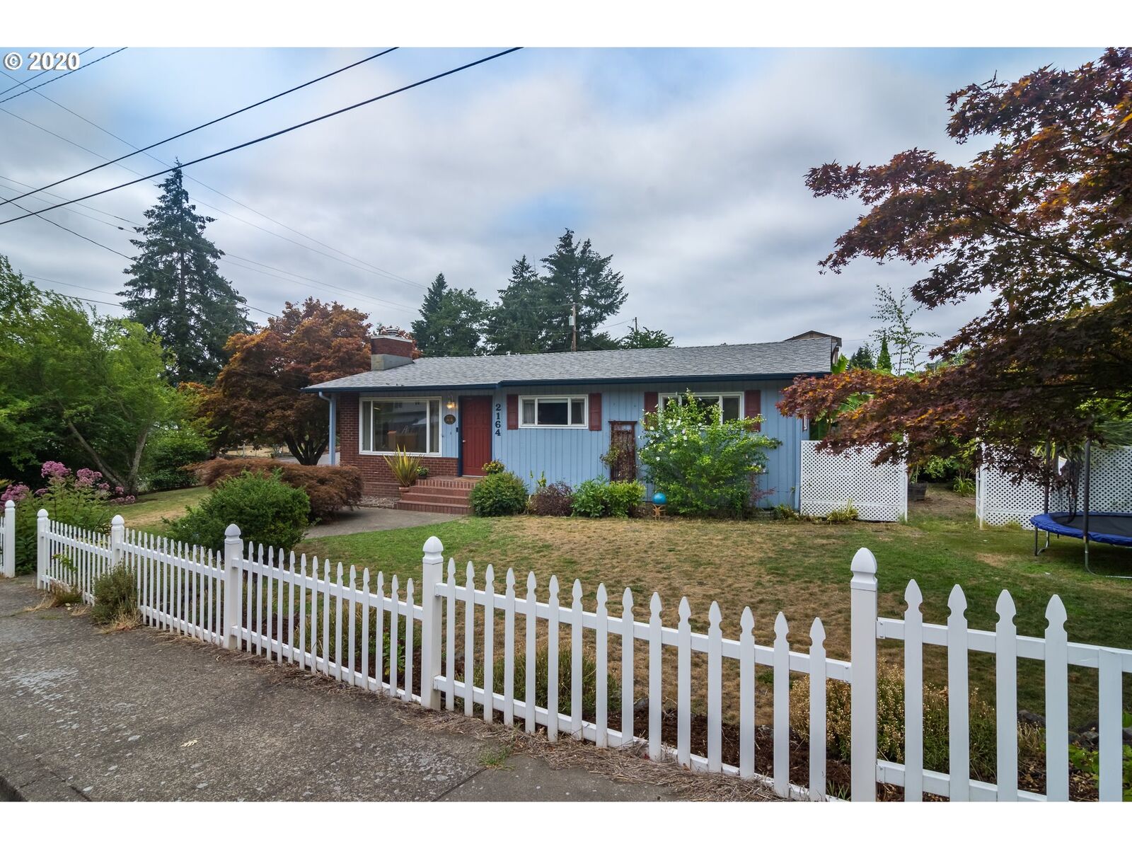 Property Photo:  2164 NW Kline St  OR 97471 