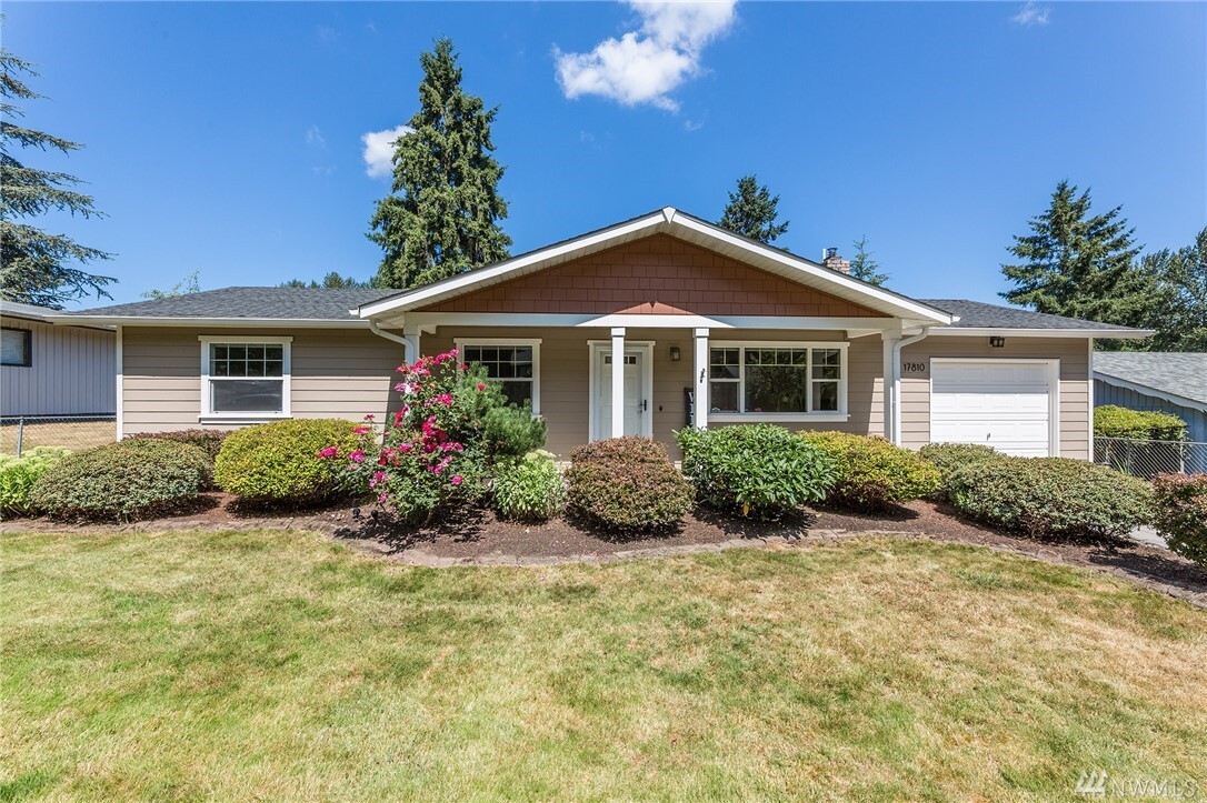 Property Photo:  17810 SE 121st  WA 98059 