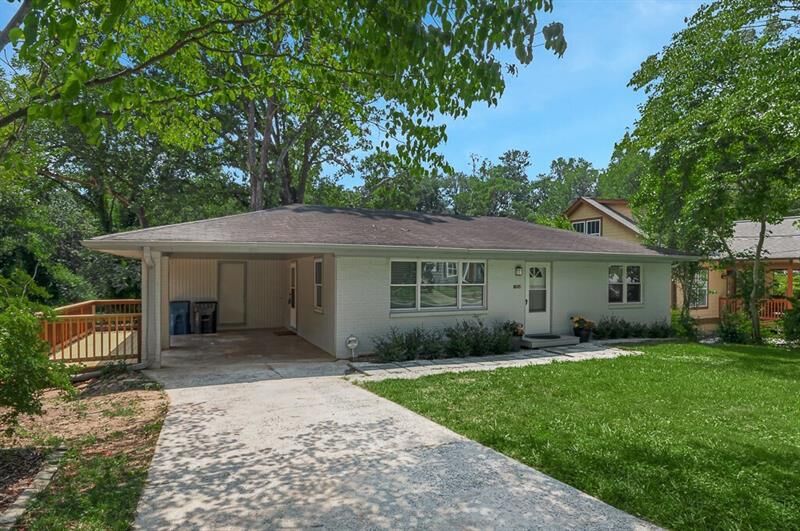 Property Photo: 1904 Linwood Avenue GA 30344