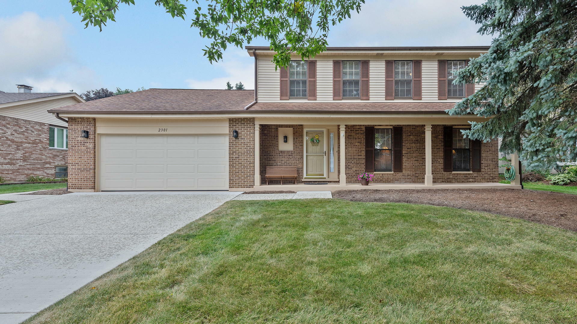 2301 Green Valley Road  Darien IL 60561 photo