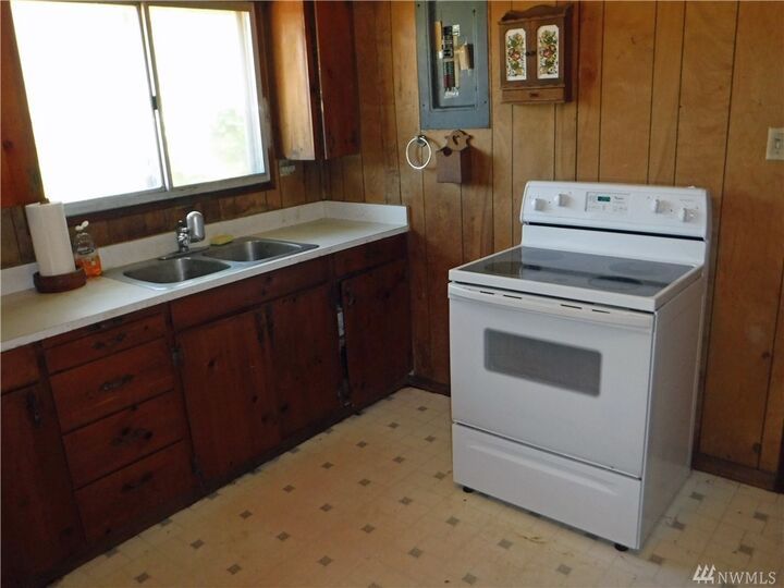 Property Photo:  1071  US Highway 101  WA 98537 