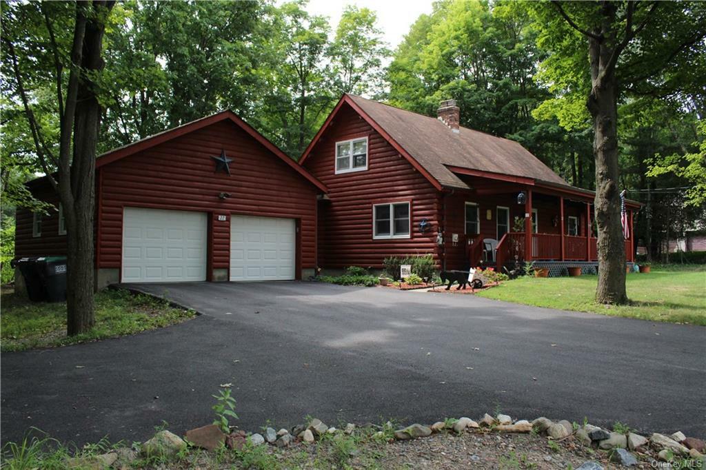 Property Photo:  22 Ivy Cliff Road  NY 10916 