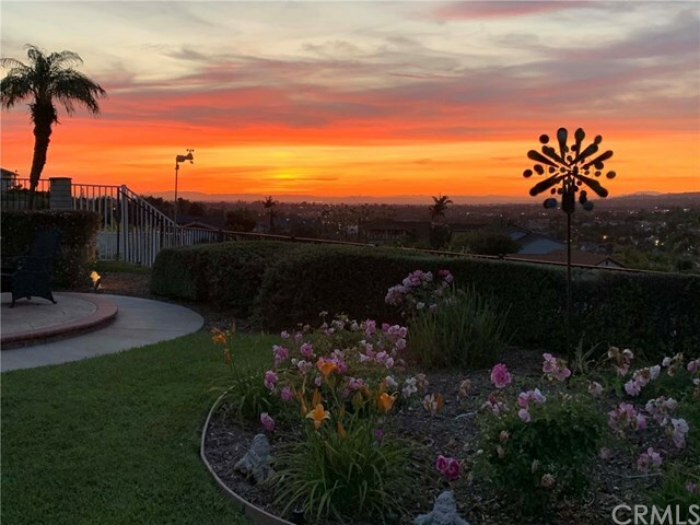Property Photo: 241 Avenida Santa Dorotea CA 90631